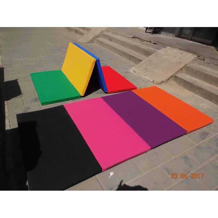 4 Folding gymnastics pad lying up lying on the cushion four folding dance practice pads 40 % off children's crawling sports cushion cavernous pad