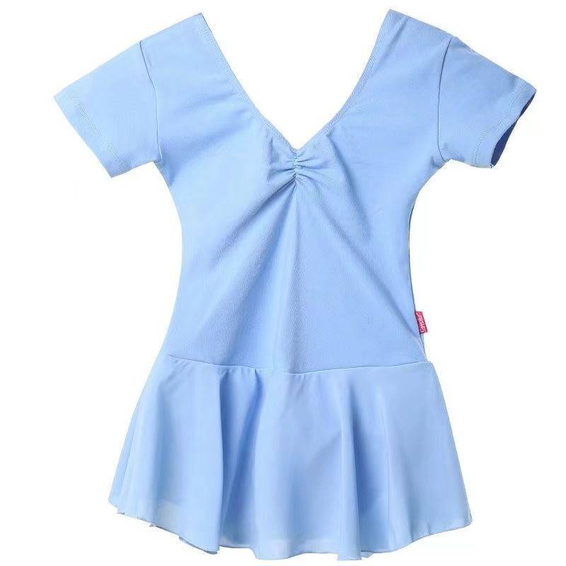 It's like Sansha's baby ballet, cotton short-sleeves, tweeds, tweezers