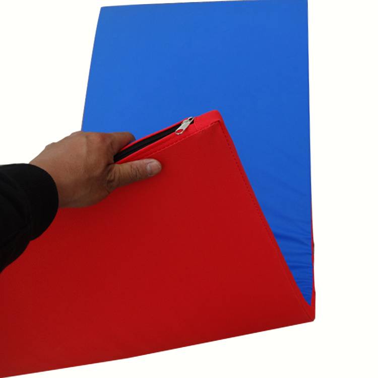 Two -color fitness mat, yoga pad training, gymnastics cushion folding dance dance pads up lying up lying cushion bodybuilding gymnastics cushion