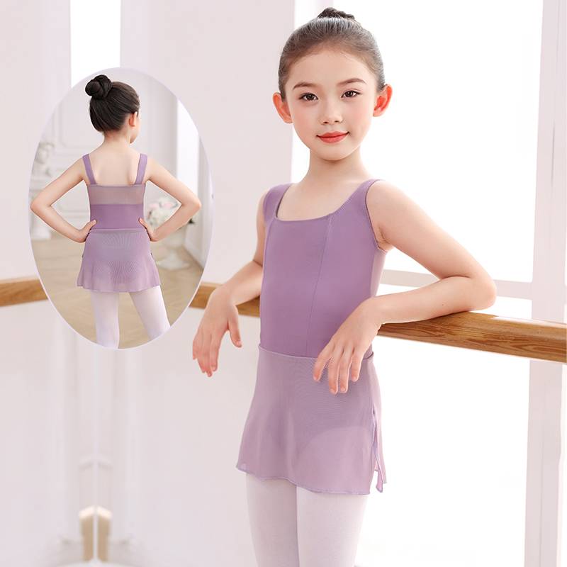 Summer children ' s ballets, broad-banded thongs, and young children ' s thongs, dances, gymnastics for girls in tact