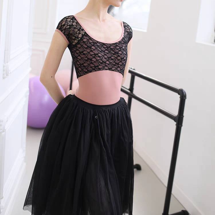 Adult dance teacher, tutu dance, ballet, short-sleeve gymnastics, rubber pink