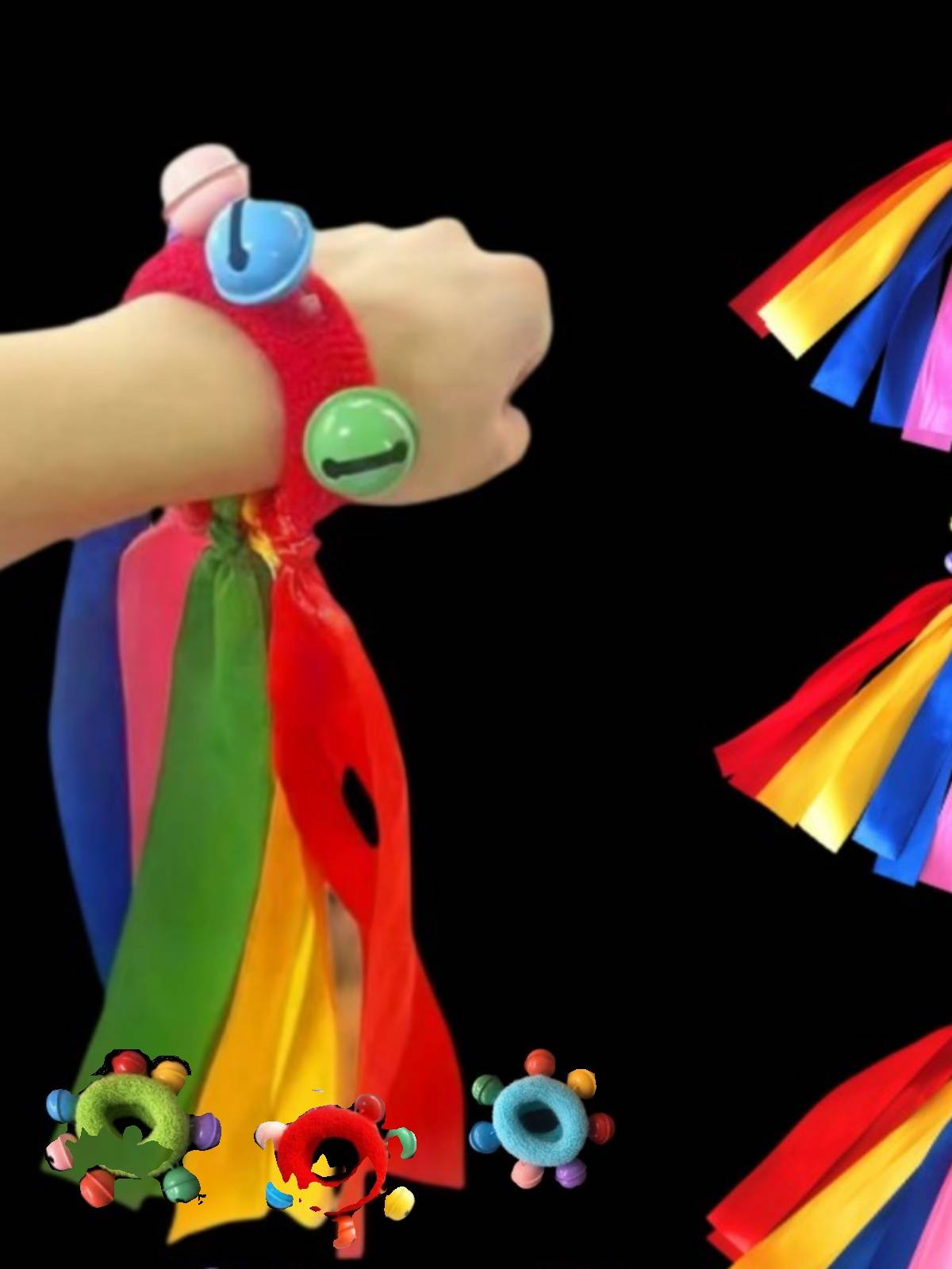 Seven-colour bell bell bell bell bell bells and choreographs for young children dancing on New Year's Day