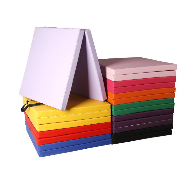 Specialized in small gymnastics sponge mats, high-sport training for high-stealing students lying on the mats