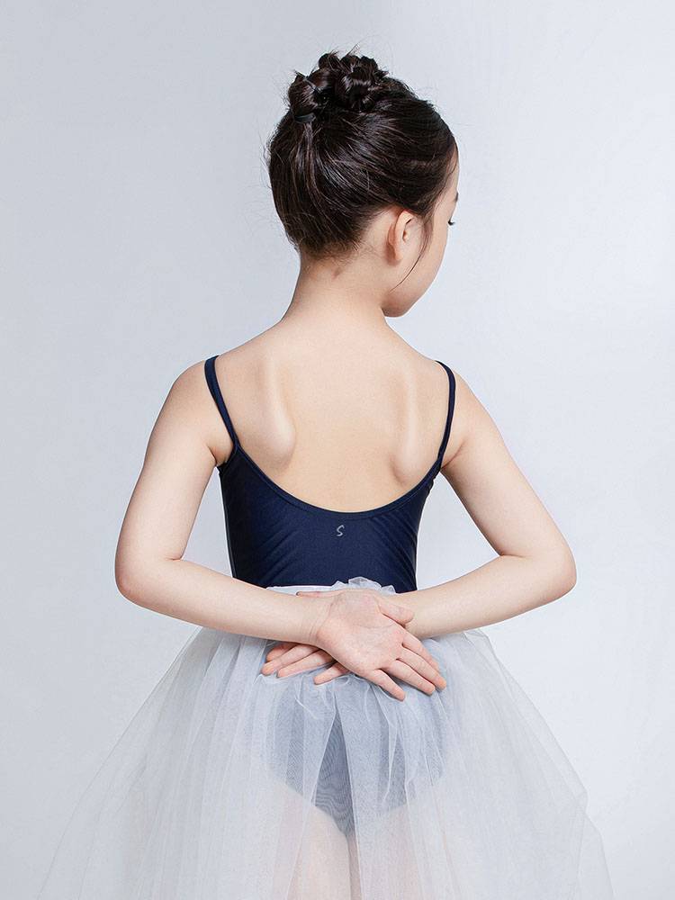 sansha, children's dance dress, white laced thongs of ballet