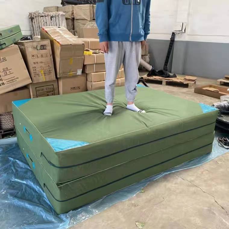 Empty cushion WTD sports folding thick jumping high sponge pad Taekwondo cushion training gymnastics