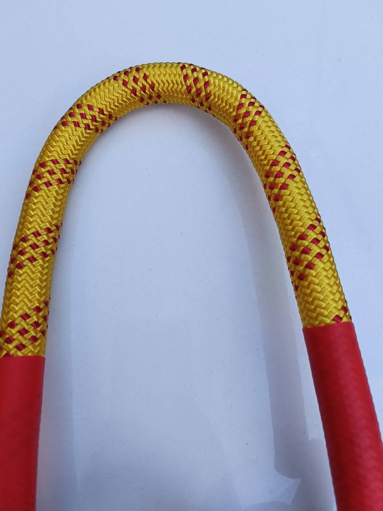 Yellow plus 80 centimeters