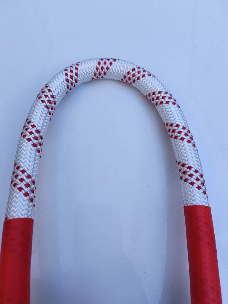 Red and white plus 90 centimeters