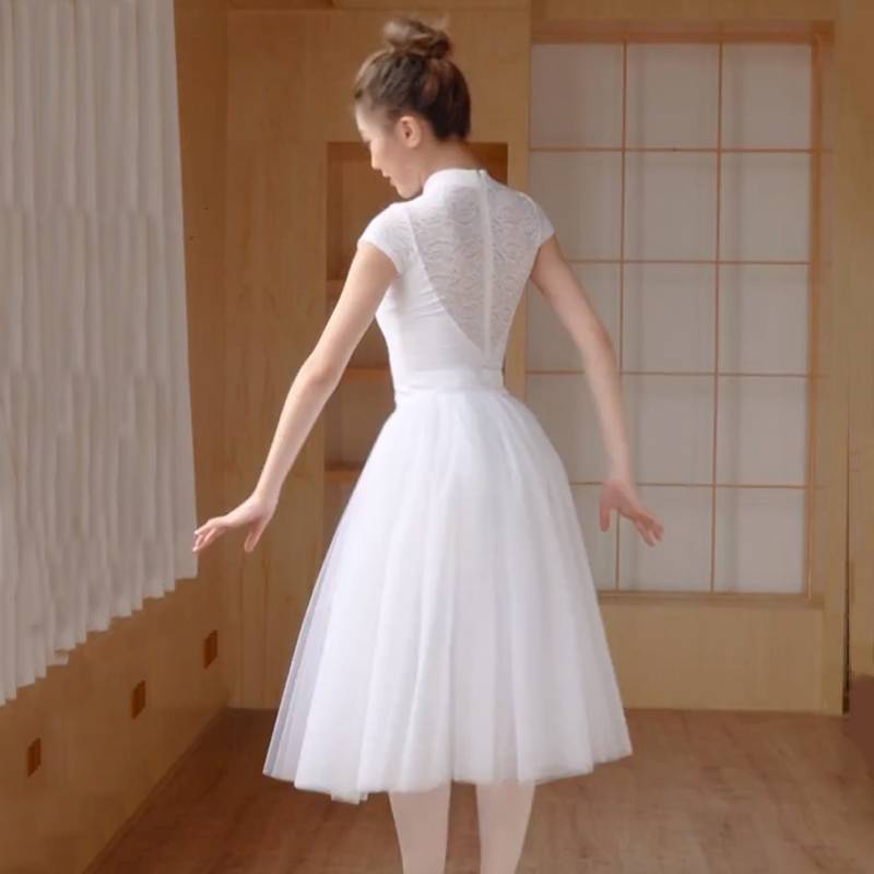The 2020 Female Leader of the Ballet Ballet Quest Gymnasium Ceremony