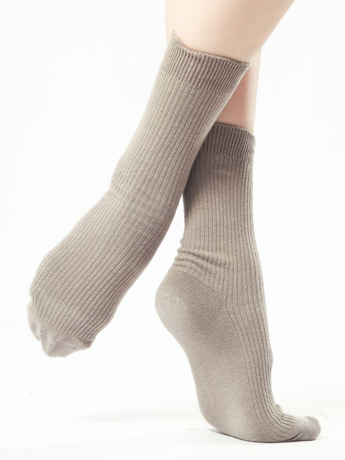 There's a lot of colors in modern-day sock-proof ballet-sweet men and women