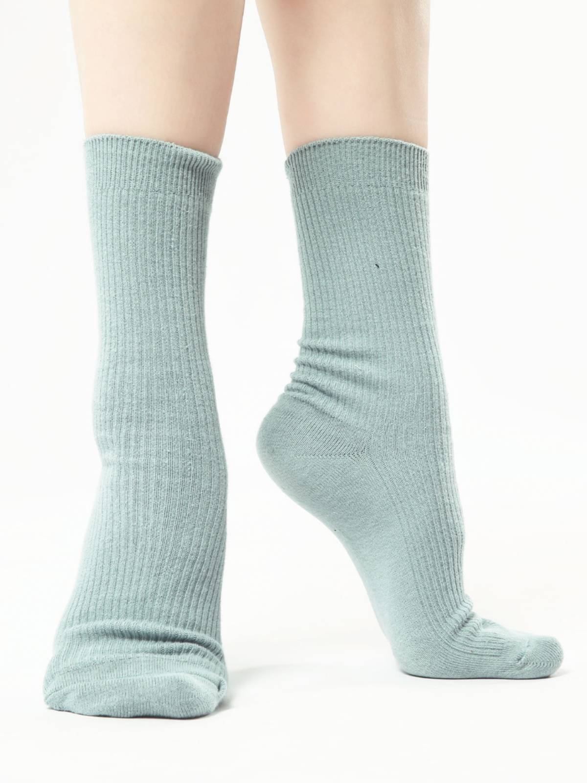 There's a lot of colors in modern-day sock-proof ballet-sweet men and women