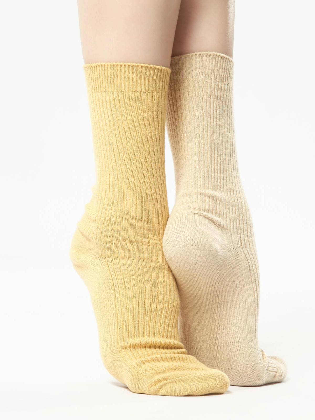 There's a lot of colors in modern-day sock-proof ballet-sweet men and women