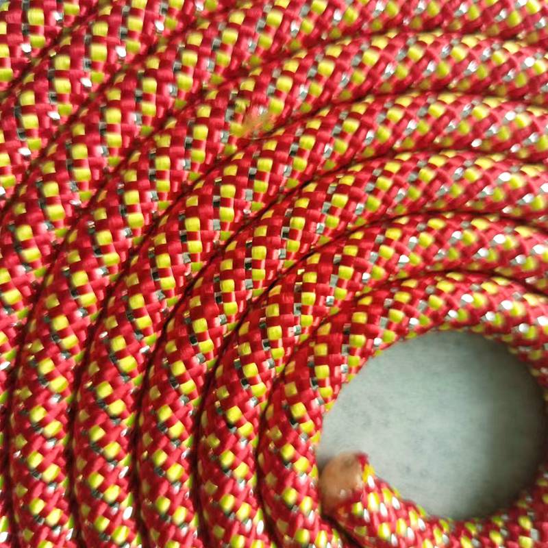 Art gymnasium ropes