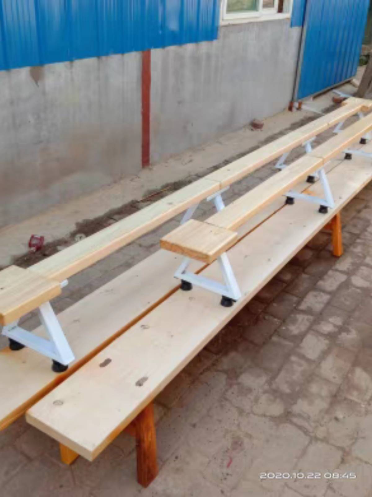 The gymnasium training test balance, the children's fitness and sensory training equipment, the wooden log bridge