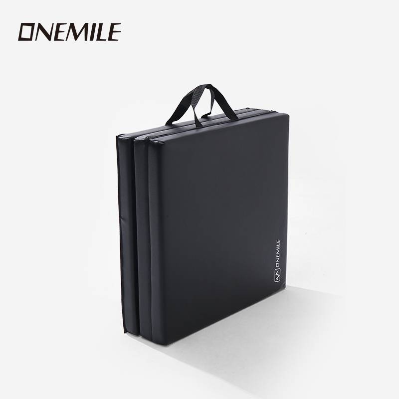 Fitness three -fold cushion folding pad sound insulation thickened men and women training upper lying on the side of the way to prevent slippery gymnastics