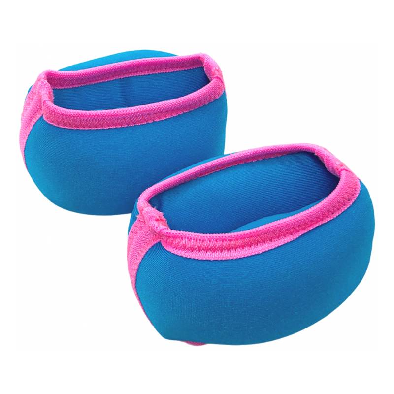 Russian Spetsport gymnastics and dance training to wash sandbags and bag their legs and weights