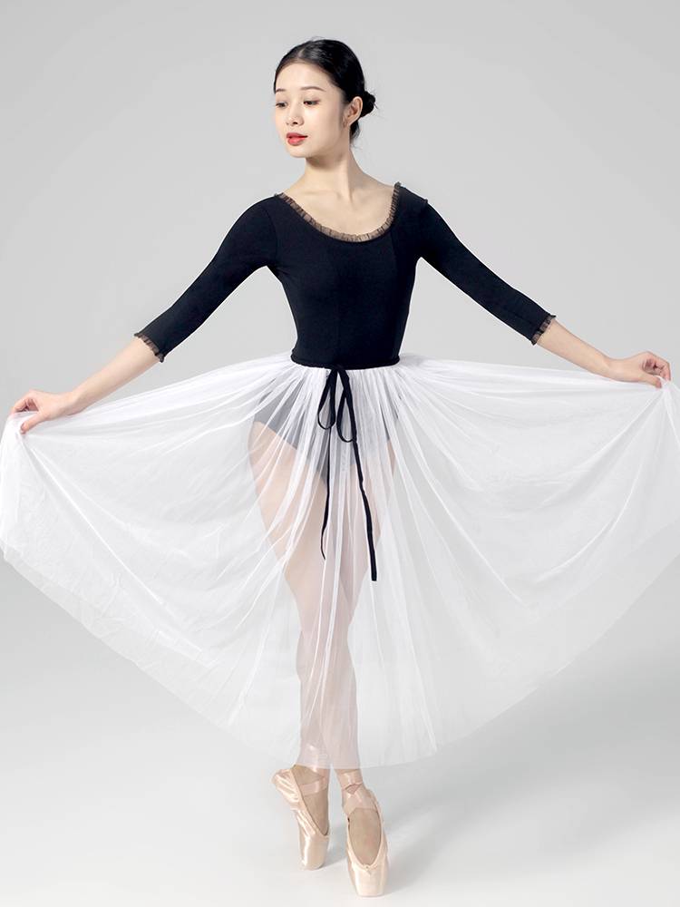 ♪ Pittres, the adult ballerina ♪ ♪ Seven-minute choreography ♪