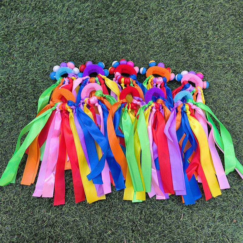61st Kindergarten Primary School will be able to conduct a handband twirl-ring sports troupe choreography