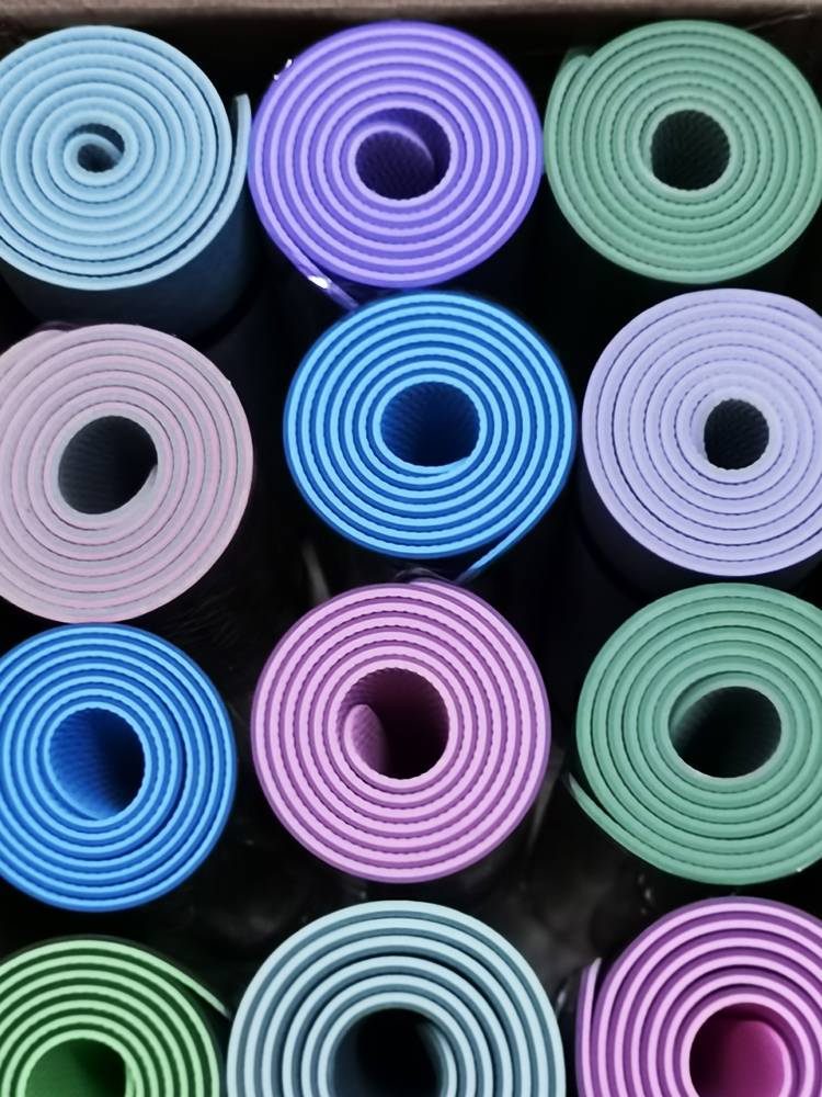 Bad -defective products TPE Yoga mats Children's beginner dance fitness anti -slip fucking exercise cushion