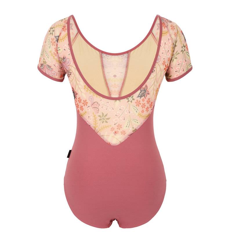 ♪ Aero-yoga students in ballet choreography ♪