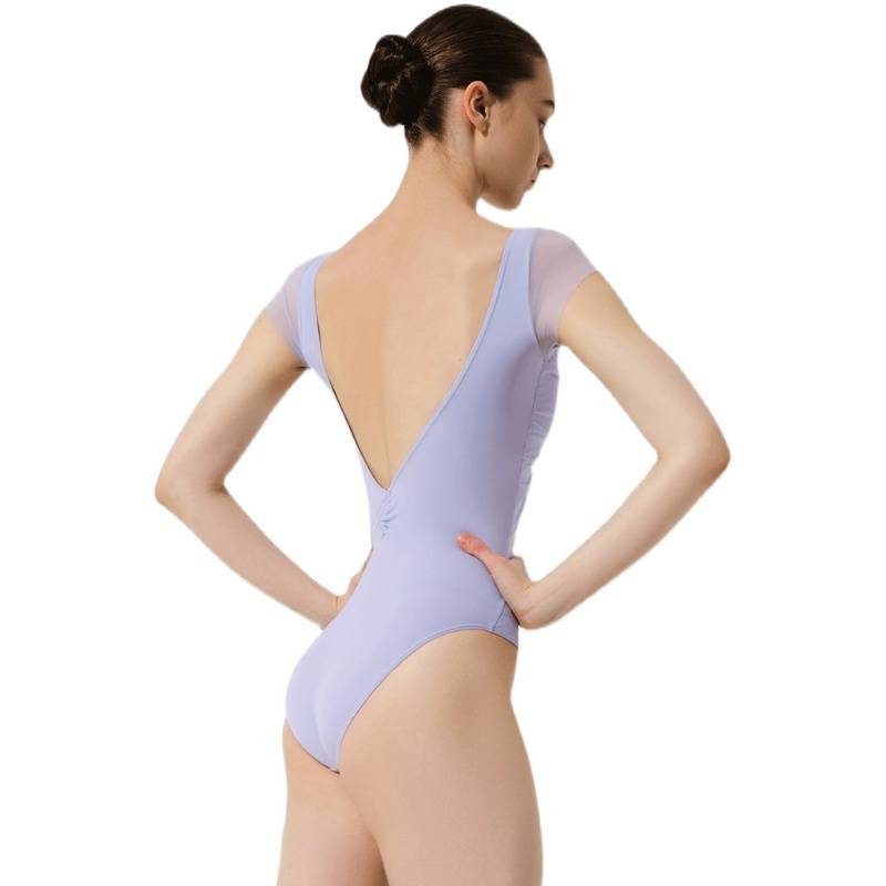 Ballet troupe, adult gymnasium, ballet troupe, short-sleeve dance troupe, air yoga troupe