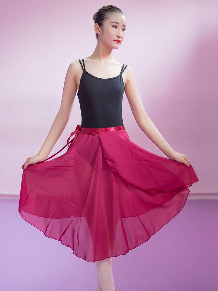 Double-strung dance choreographer, adult gymnasium gymnasium