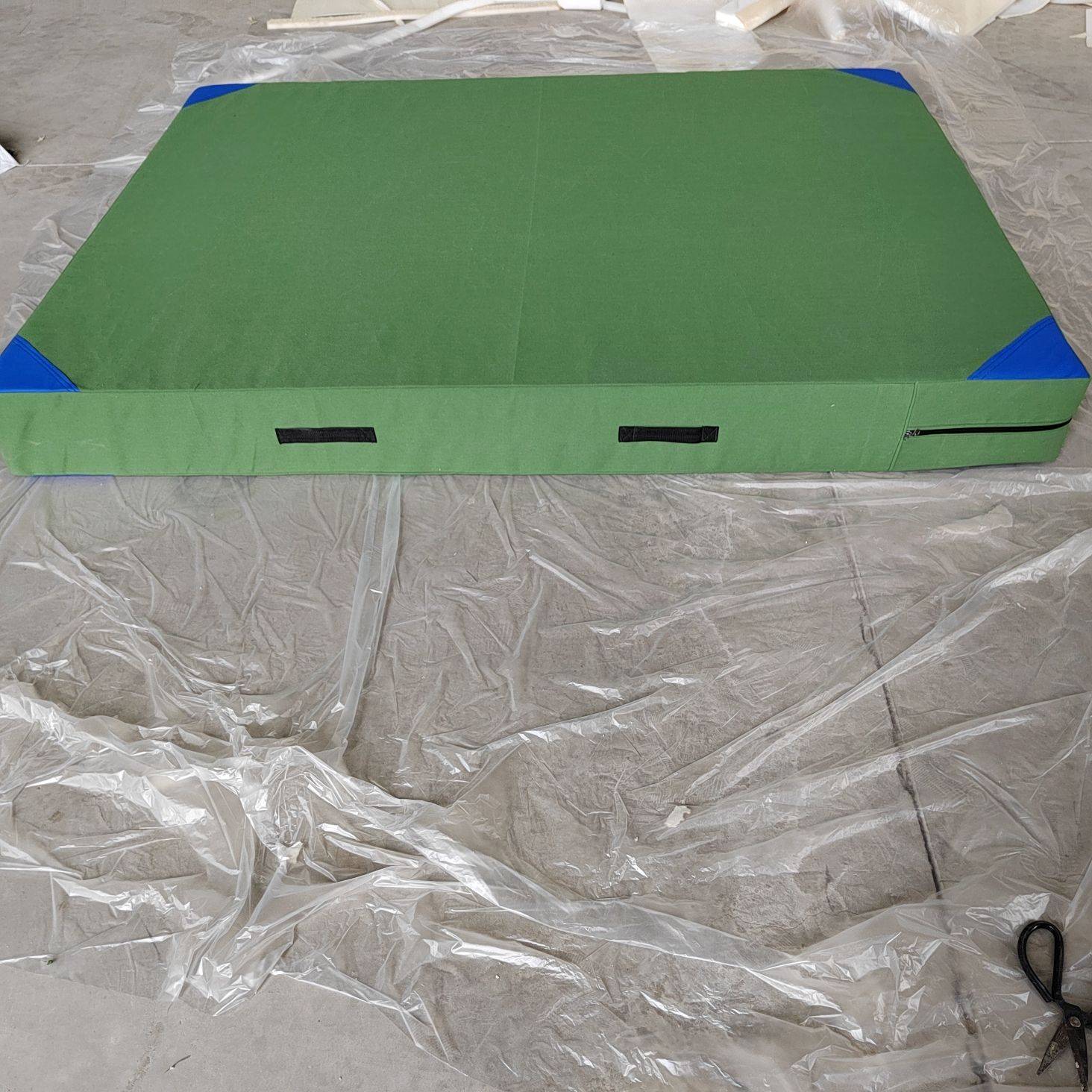 2 meters 2 meters 20 cm density 35 straight board