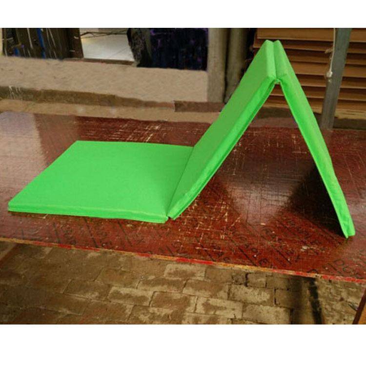 Manufacturers sell various styles to stand upside down cushion sponge pads children folding and subcontracted gymnastics pads