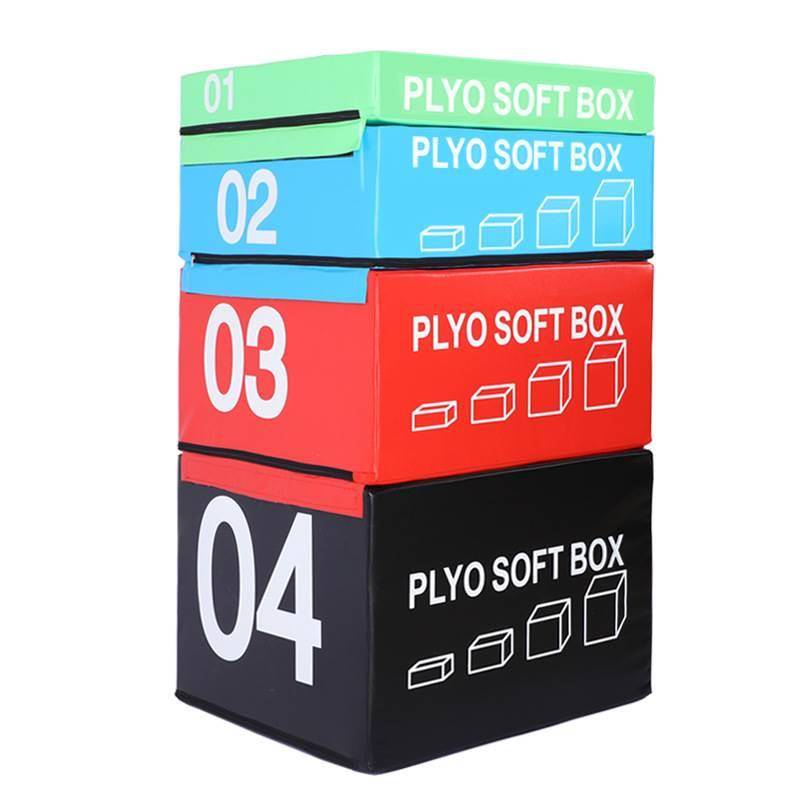 The factory sells a four-and-a-four set of flexible boxing and boxing boxing at the gym
