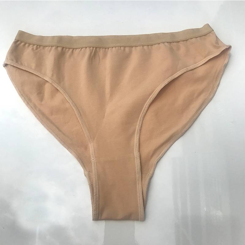 ♪ The thongs and ballet ♪