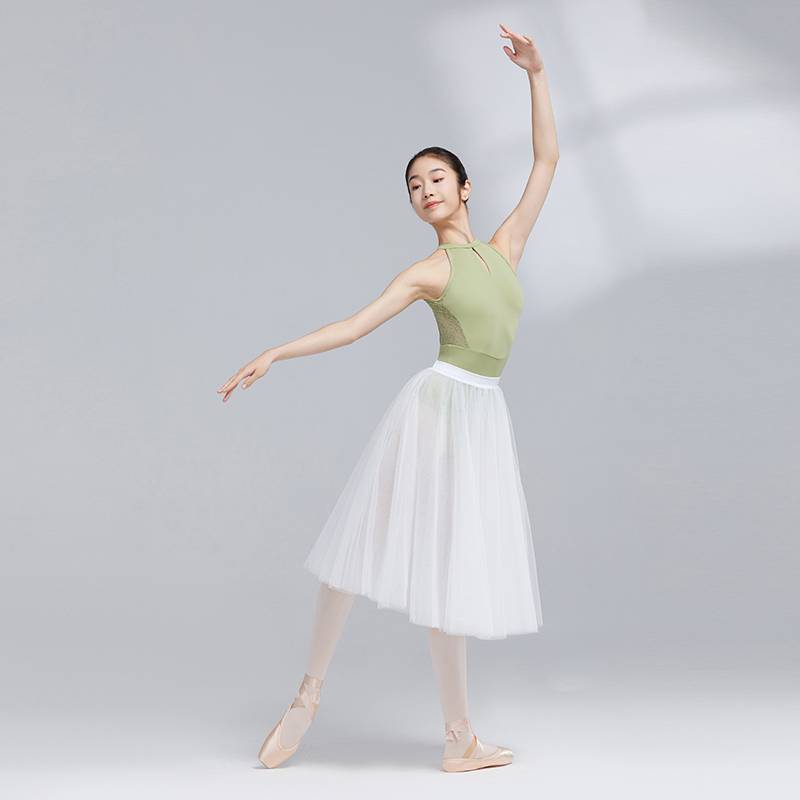 sansha, a three-sand-dance choreographer
