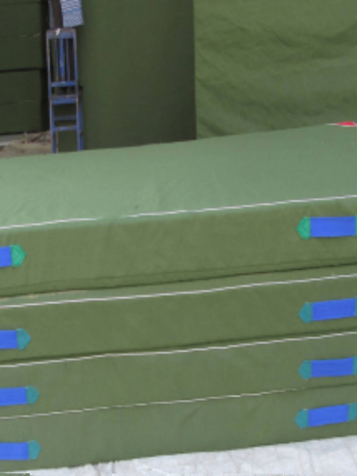 Collapse gymnasium mats for rock-climbing sponge protection training for gymnasium gymnasium training