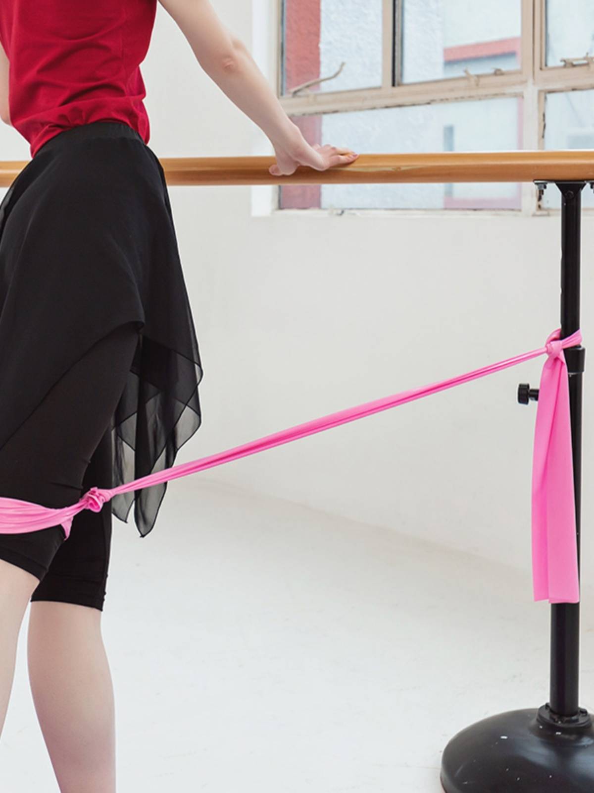 Sansha Trisala, ballet Yoga, stretching on the back, shoulder-bullet belt