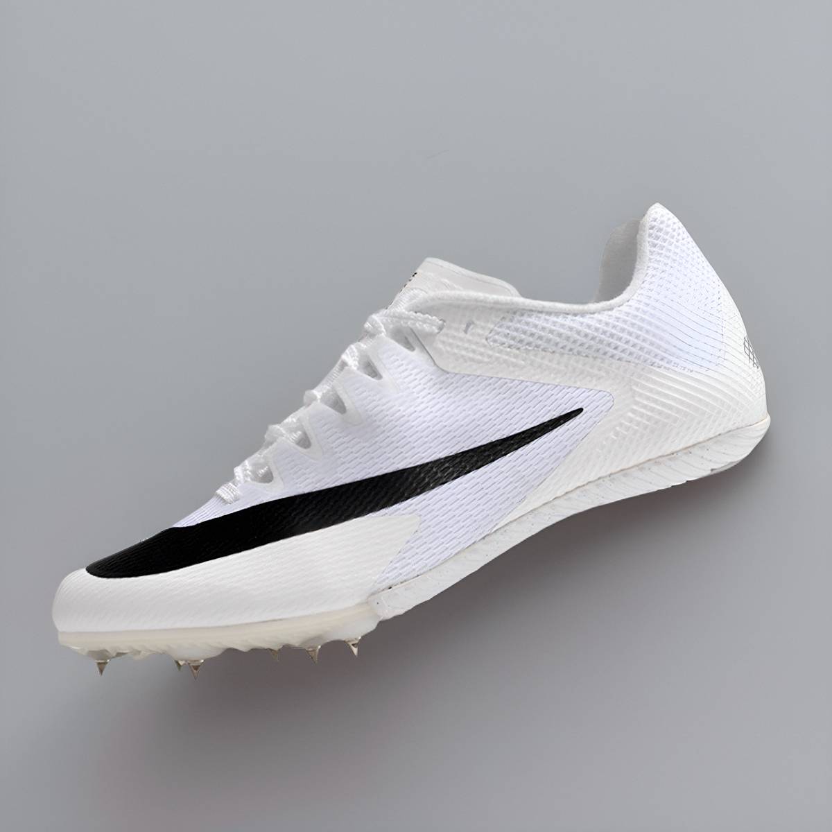 Professional track and field nail shoes men's medium sprint training college entrance examination middle school student exam stands long jump white running shoes