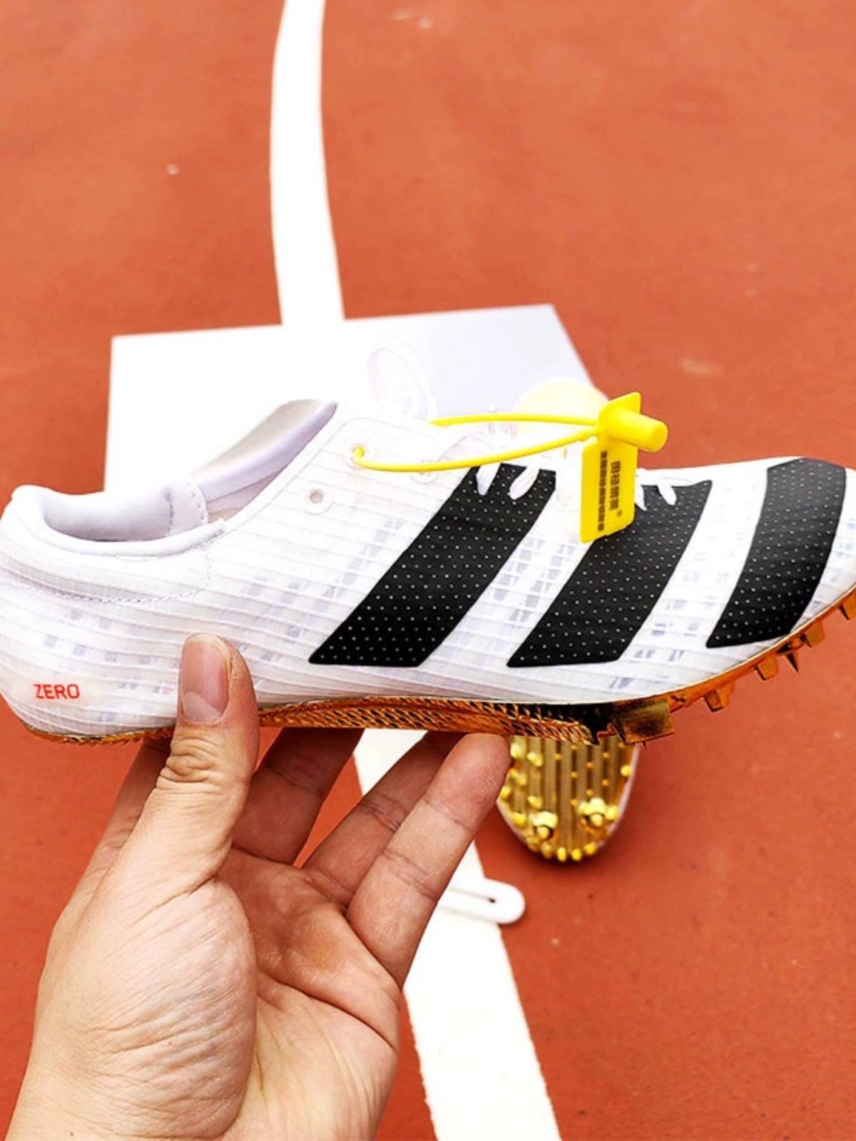Little Cicada Wing Track and Field Elite Nail Shoes Men's Women's Professional Examination Four running high jumps, long jumping nail shoes competition training