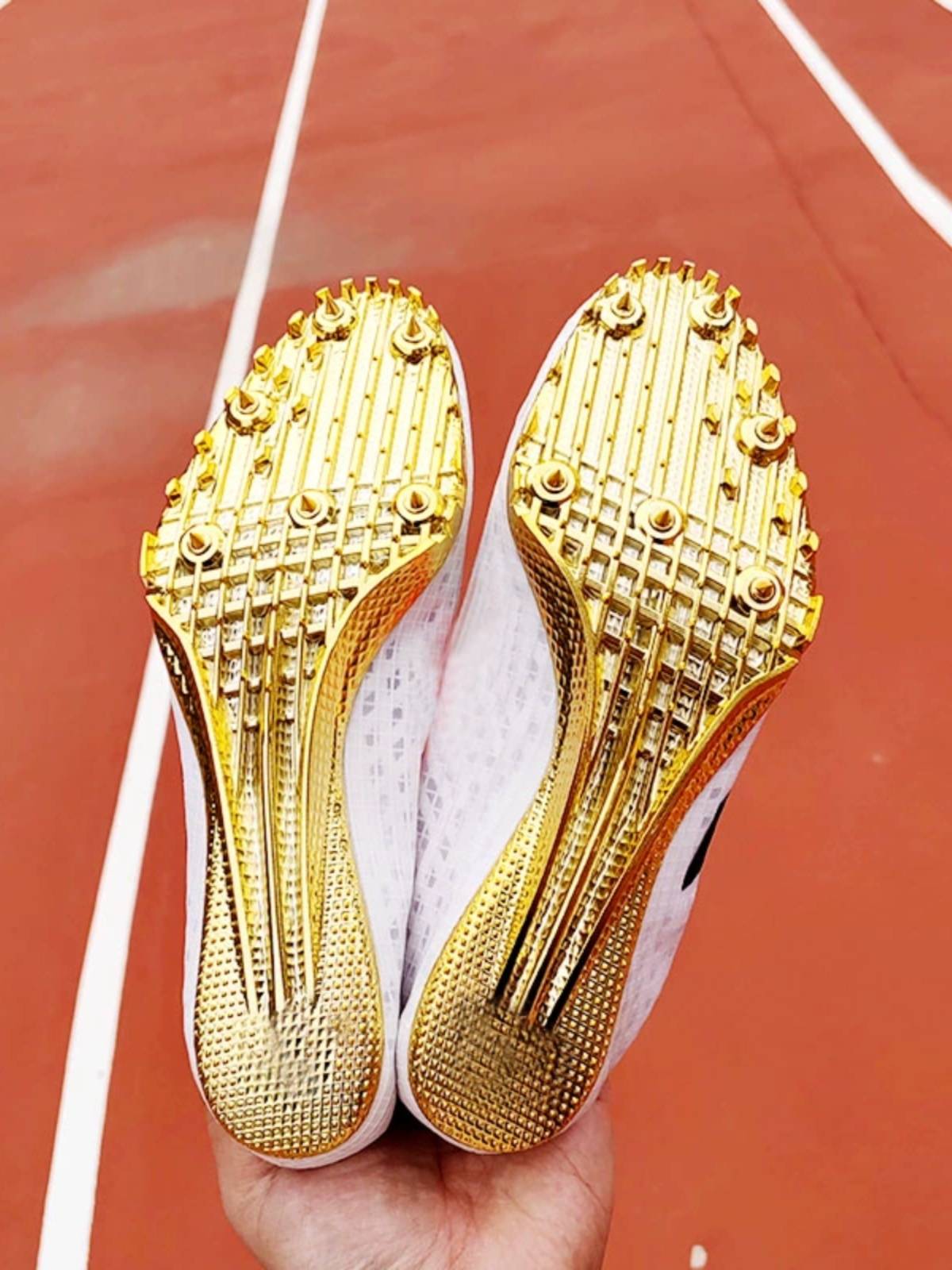 Little Cicada Wing Track and Field Elite Nail Shoes Men's Women's Professional Examination Four running high jumps, long jumping nail shoes competition training