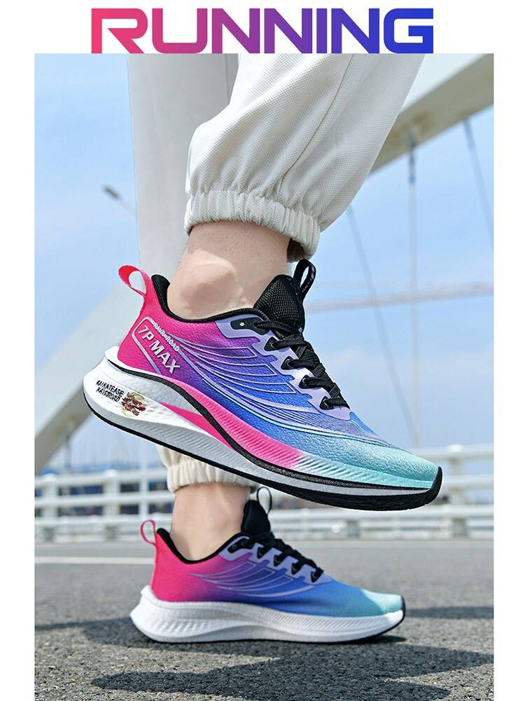 Children's carbon board running shoes in summer ultra -light shock reduction friction with sound junior high school professional sports racing sports shoes