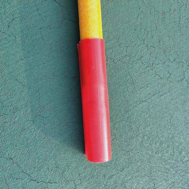 2 high jump horizontal poles