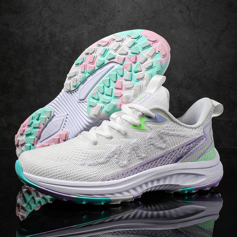 Sprinting shoes specializing in sports for boys and girls, sports shoes and gymnasium examinations for boys and girls