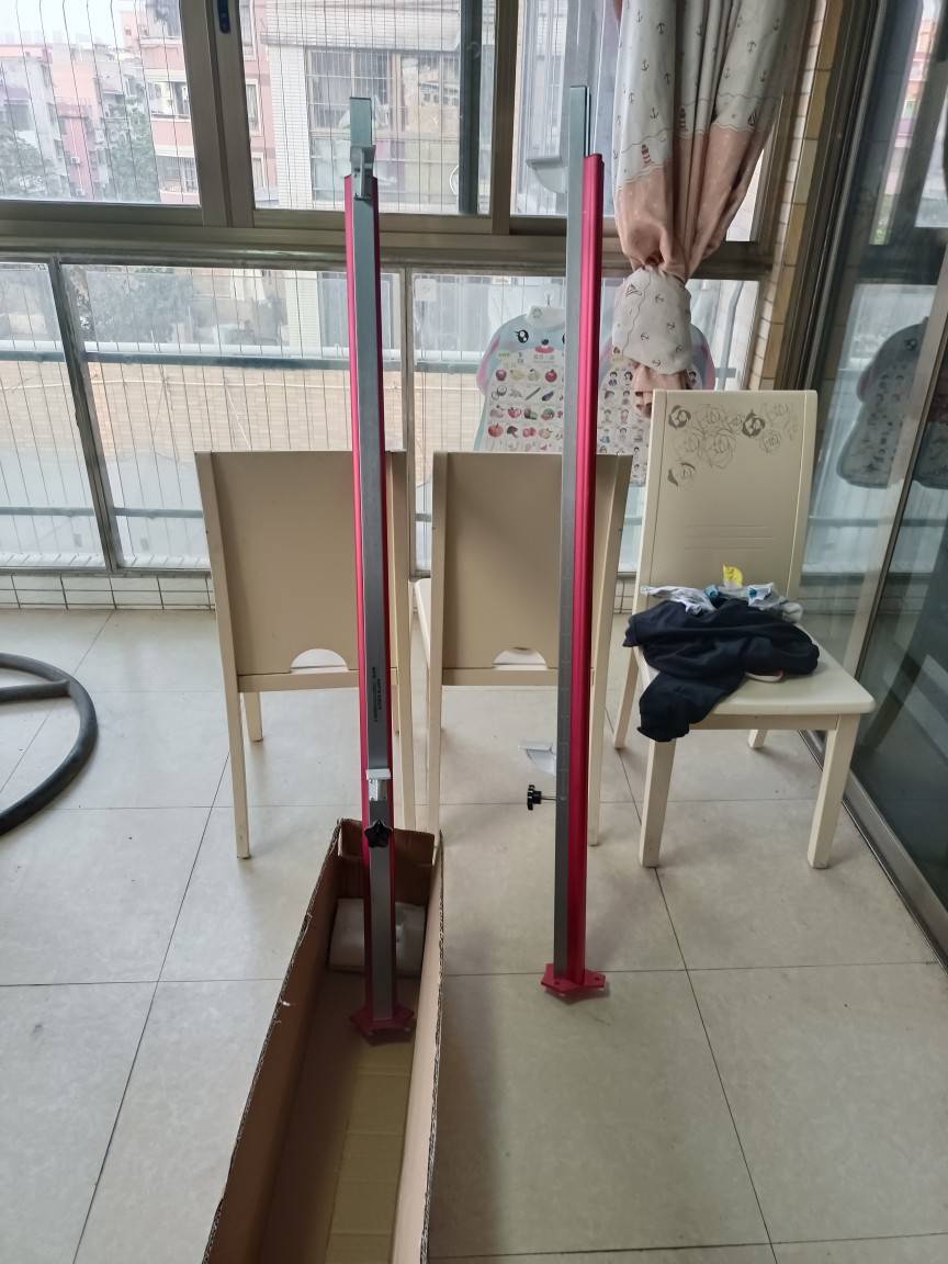 Professional jumping elevated school training competitions for aluminum alloy can be lifted and jumped at a pair of two pairs of track and field equipment