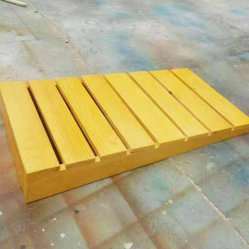 S -shaped wooden spring pedal martial arts air turning gymnastics training assistance springboard school track and field long -side empty shelf
