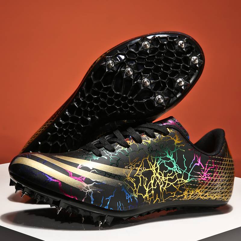 Nailed-shoe sprinter, male and female sprinter, third-level jumper-snatcher, plastic track