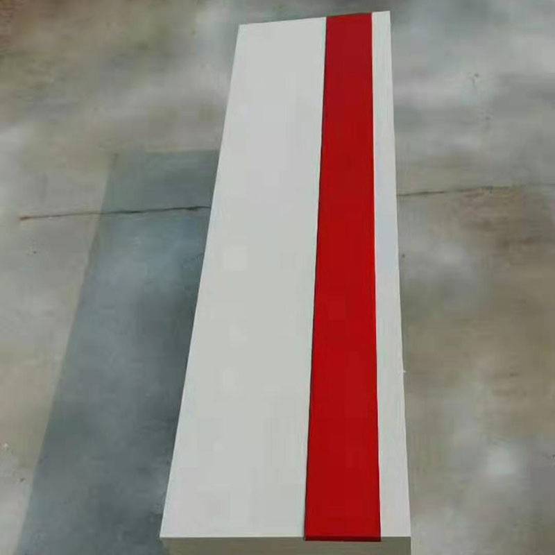 Standing long -standing springboard three -level jumping pedal pine track and field competition aid sporting supplies