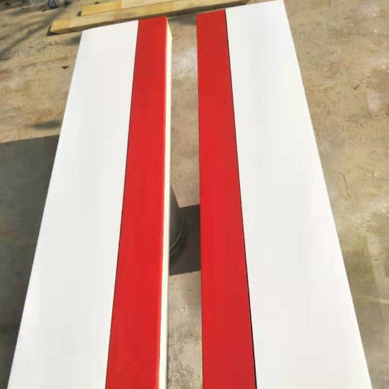 Standing long -standing springboard three -level jumping pedal pine track and field competition aid sporting supplies