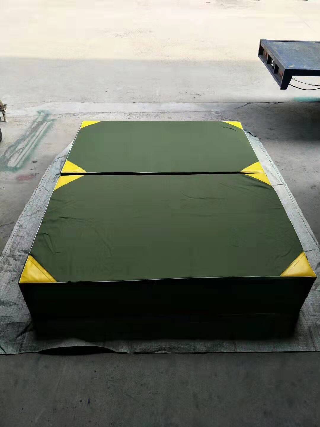 2 meters × 3 meters × 30 cm high jump special sponge pad