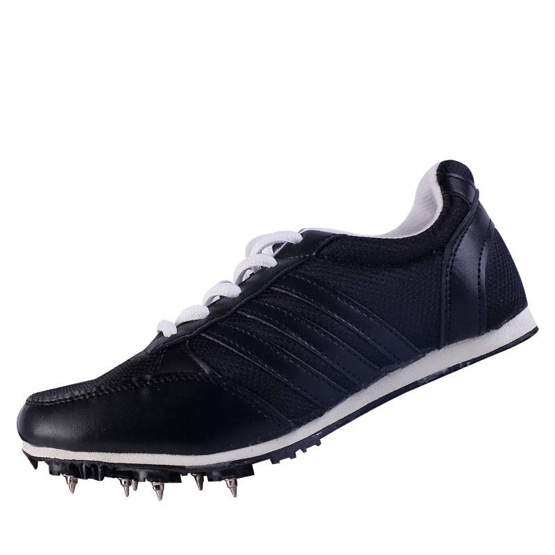Run-off nails for boys and girls, sports shoes and track-butt shorts for boys and girls