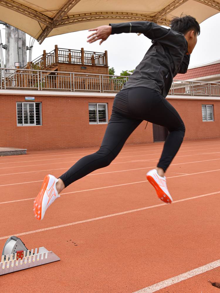 Powerful nail shoes medium sprint shoes men and women students in the middle and field competition training shoes professional running remote nail shoes