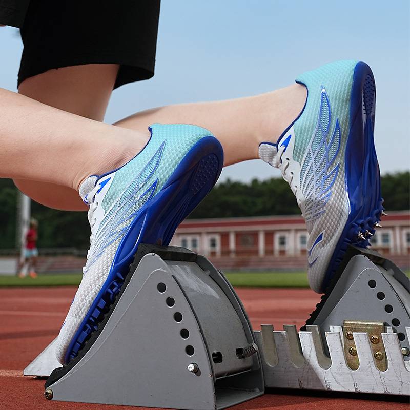 "SNATCH-AND-SHOE SPRINTER."