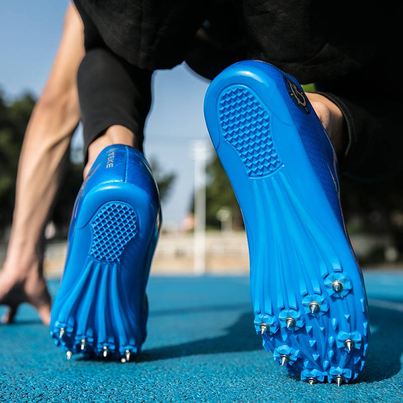 Nail-shoe sprinting guy with a mid-scrambling test