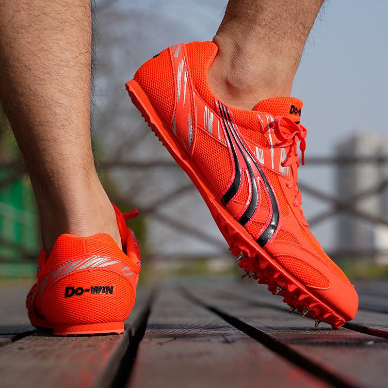 Dorwei's short sprint shoes men and women students in the middle and field competitions professional running long sprint nail shoes
