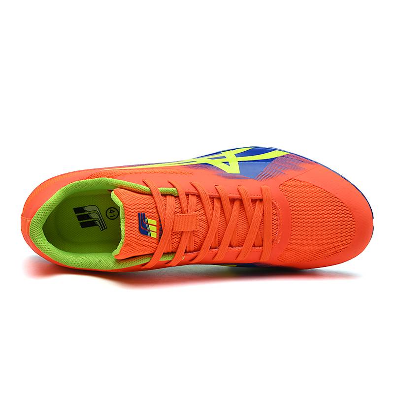 Nail-shoe sprinting, male and female sprinting, high school sprinting